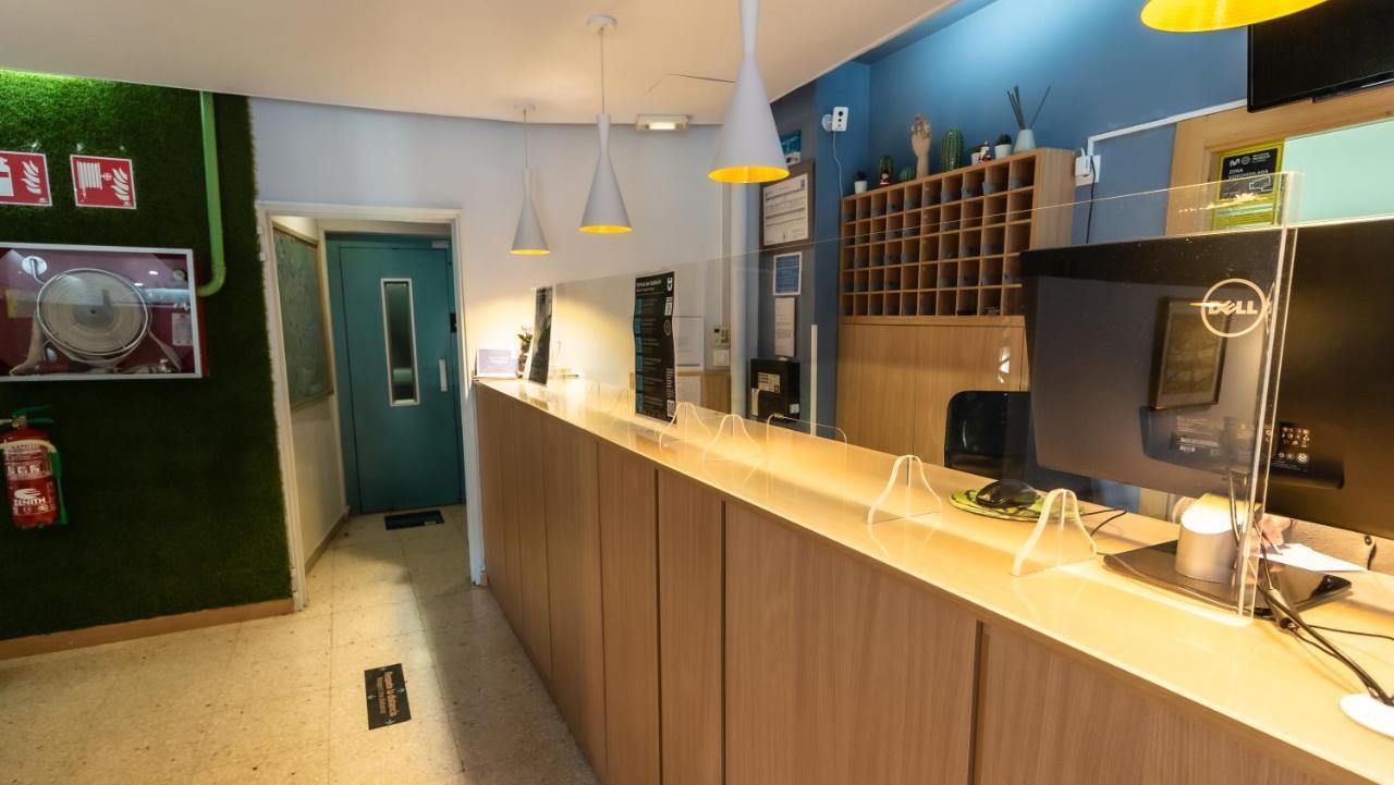 Hotel Universal Murcia Bagian luar foto