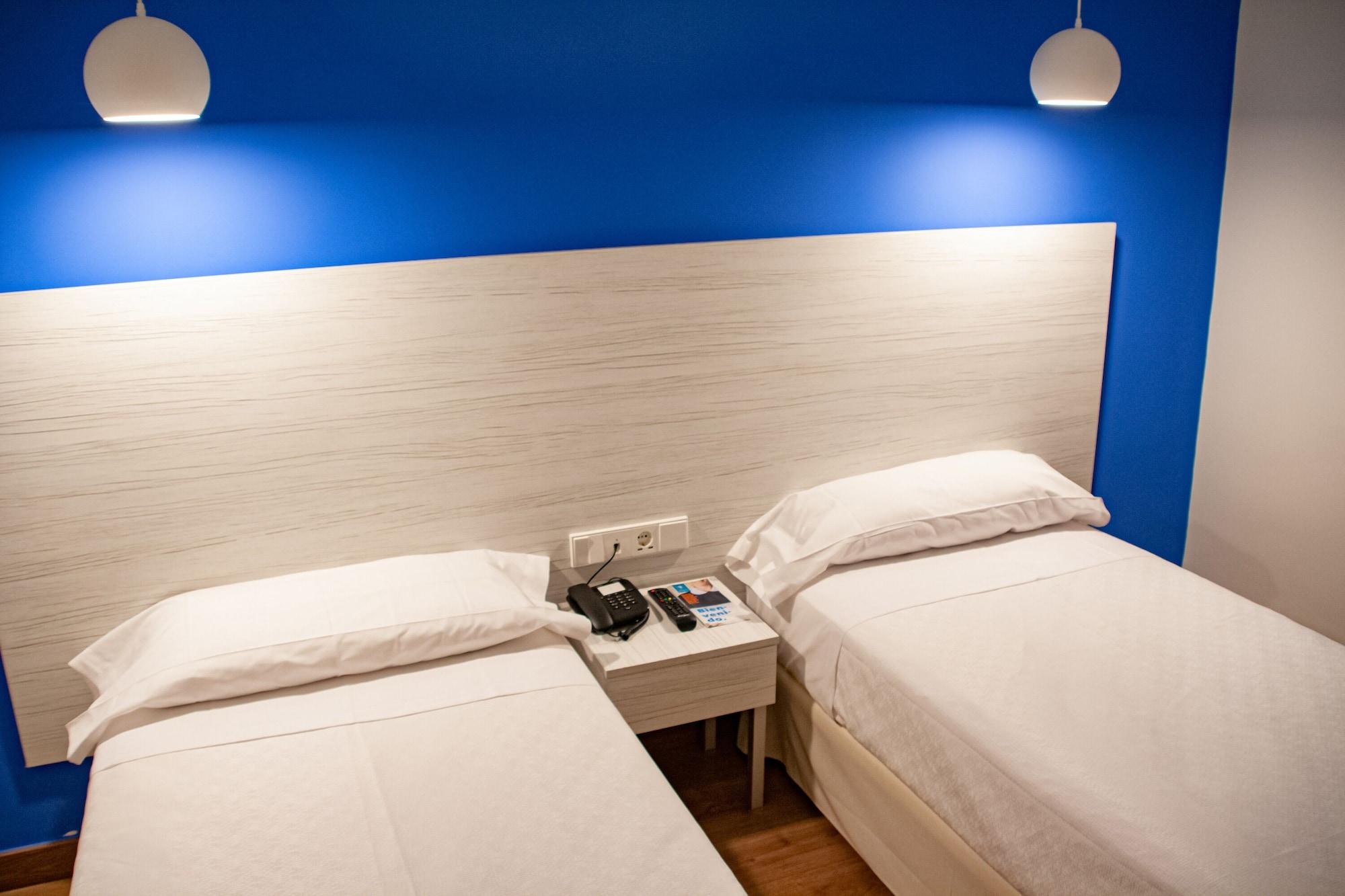 Hotel Universal Murcia Bagian luar foto