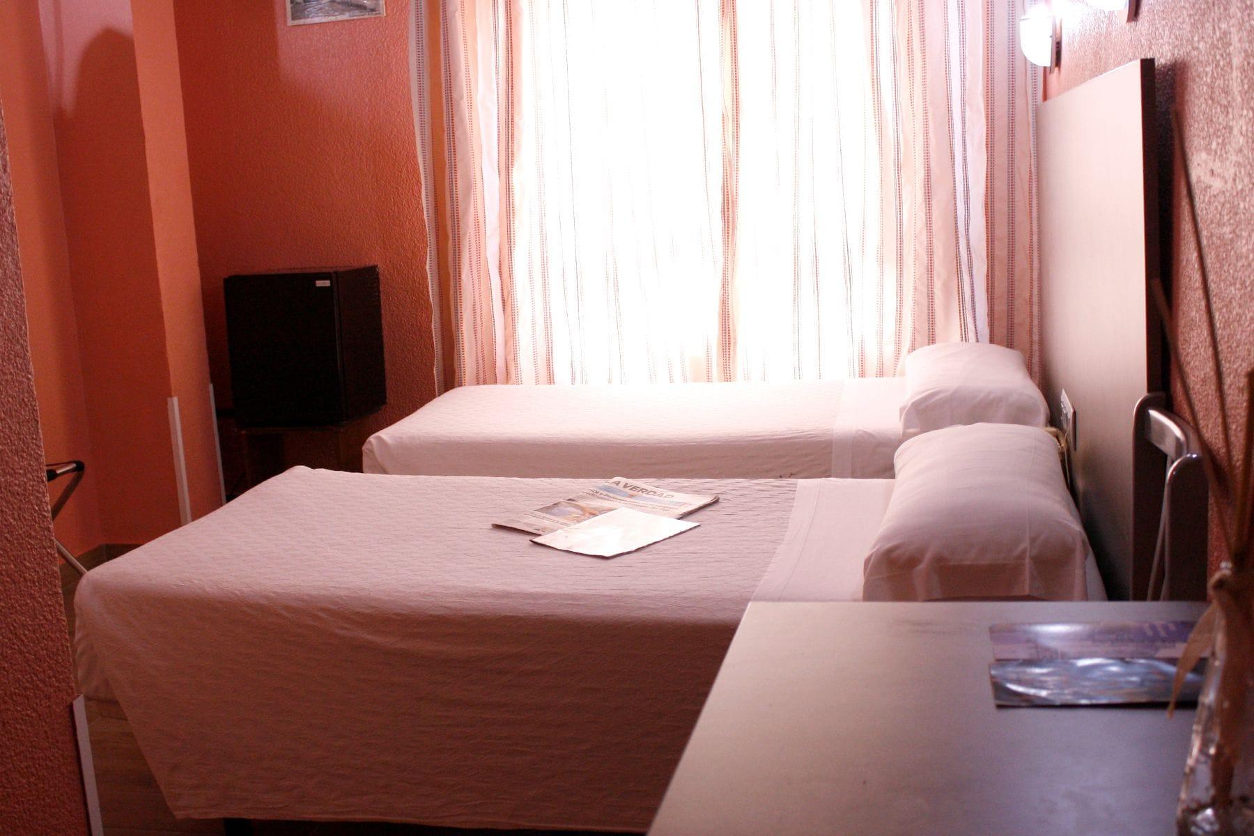 Hotel Universal Murcia Bagian luar foto