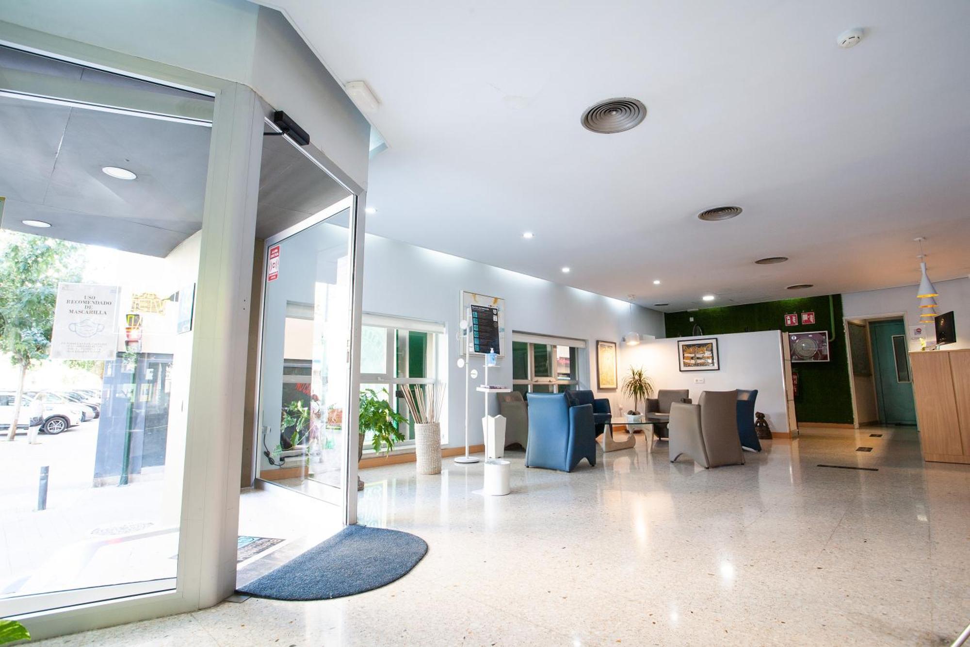 Hotel Universal Murcia Bagian luar foto